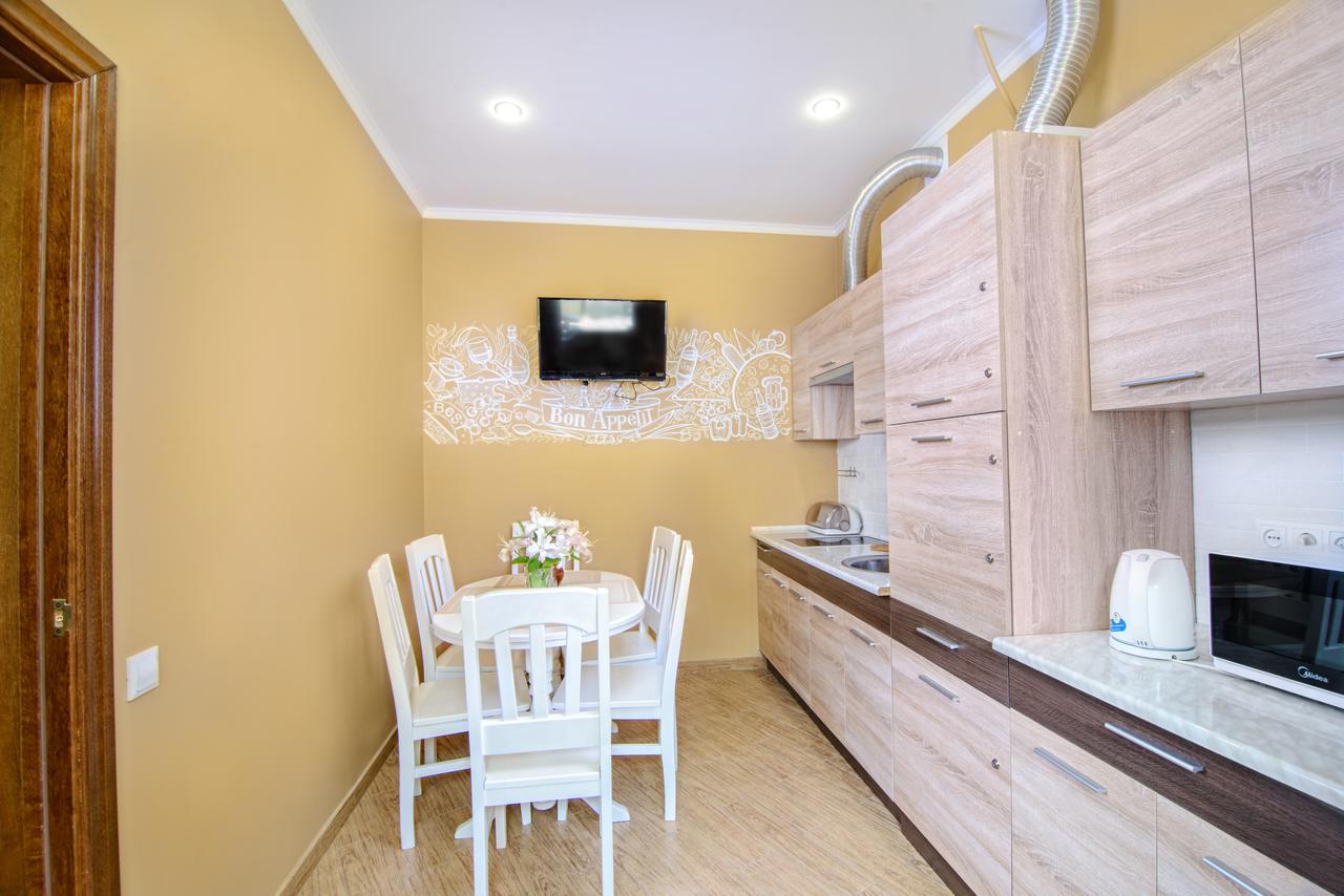 Premium Hostel Lviv Eksteriør bilde