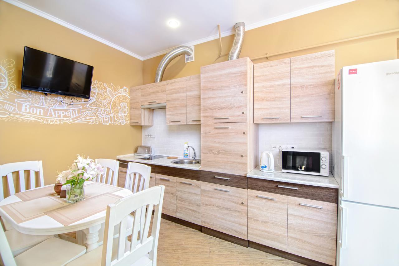 Premium Hostel Lviv Eksteriør bilde